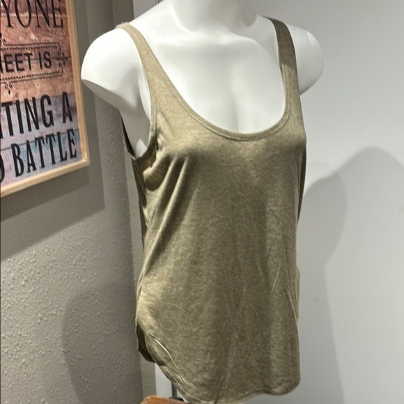 Women's Tan Sleeveless Top - Picture 6 of 8